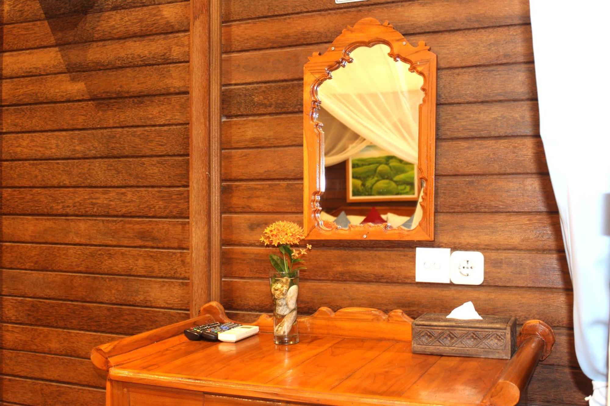 Boga Segara Villa And Resto Batununggul Exteriör bild