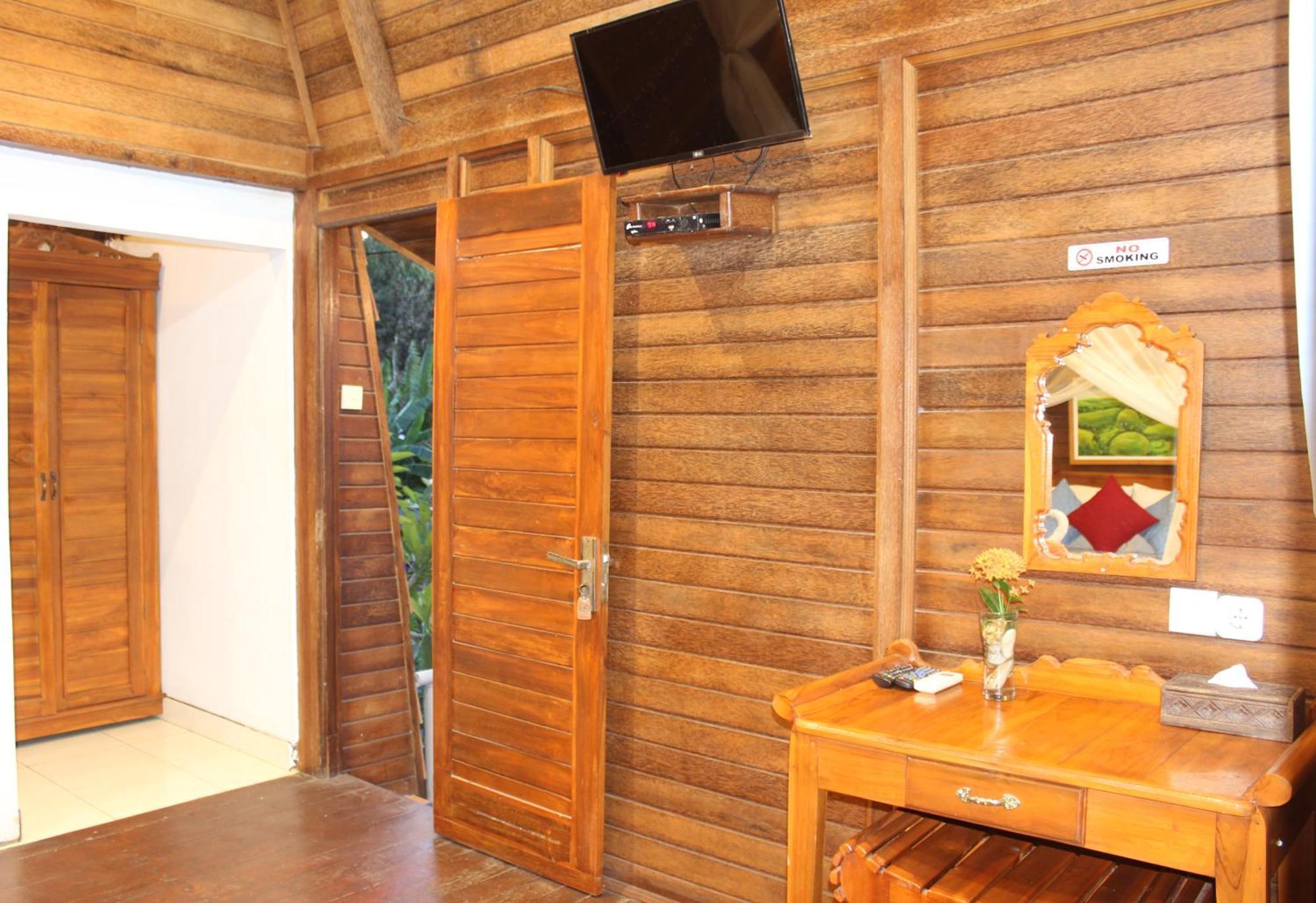 Boga Segara Villa And Resto Batununggul Exteriör bild
